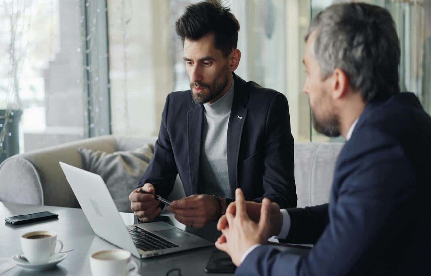How Fraxtional Consulting Empowers Fin techs to Stay Compliant and Agile